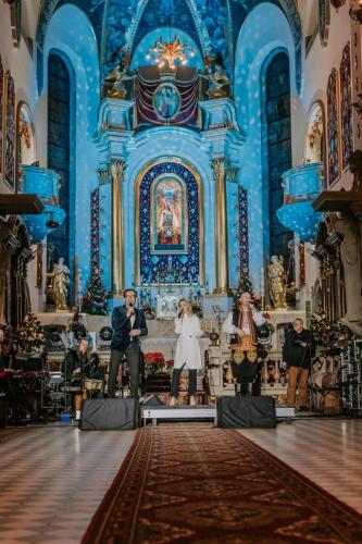 Koncert-koled-w-Sanktuarium-Matki-Boskiej-Bolesnej-w-Limanowej-39