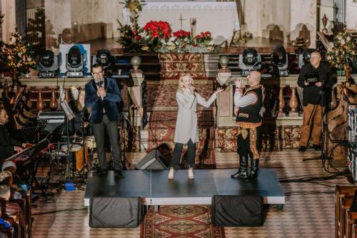 Koncert-koled-w-Sanktuarium-Matki-Boskiej-Bolesnej-w-Limanowej-42