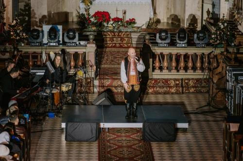Koncert-koled-w-Sanktuarium-Matki-Boskiej-Bolesnej-w-Limanowej-44