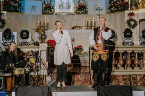 Koncert-koled-w-Sanktuarium-Matki-Boskiej-Bolesnej-w-Limanowej-50