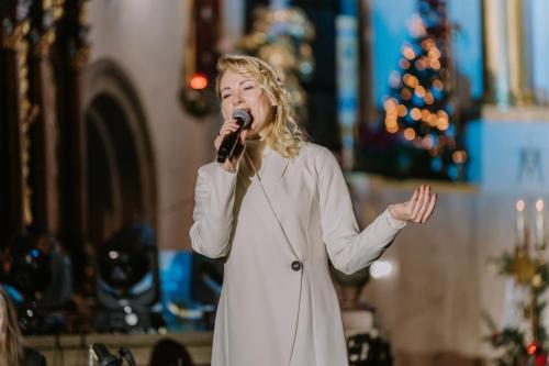 Koncert-koled-w-Sanktuarium-Matki-Boskiej-Bolesnej-w-Limanowej-73