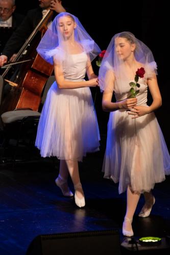 Solidarni z Ukrainą - Opowieści Muzyczne w Małopolskim Centrum Kultury SOKÓŁ-19